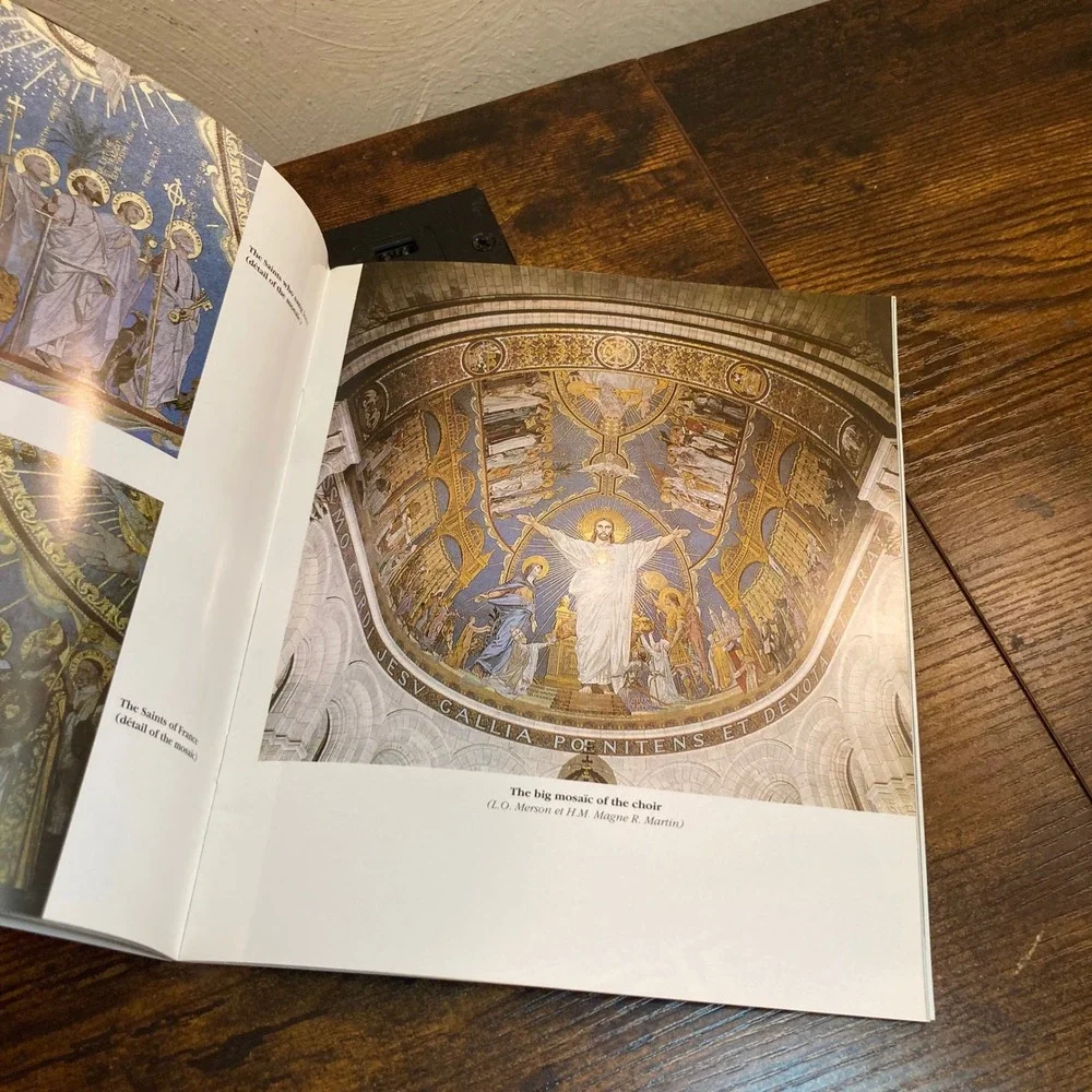 Sacre-Coeur de Montmartre Paris France Guidebook English Catholic Basilica